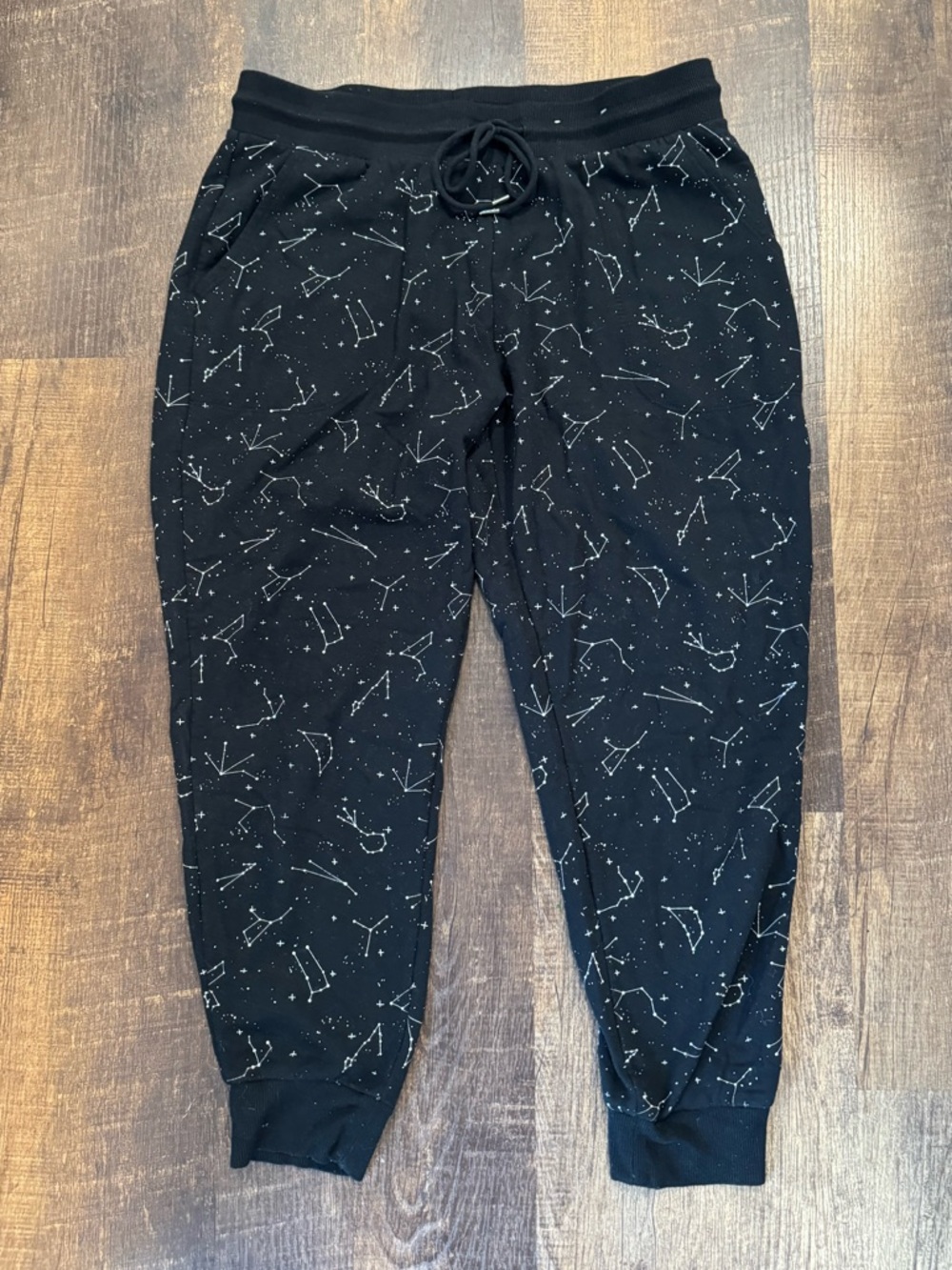 stars above Black Constellation Print Joggers
